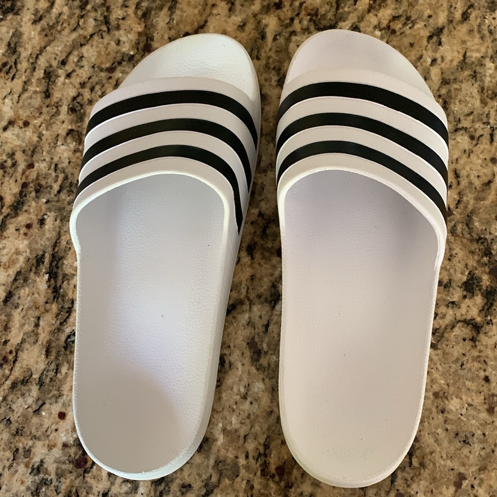 Adidas slides - Picture 4 of 10